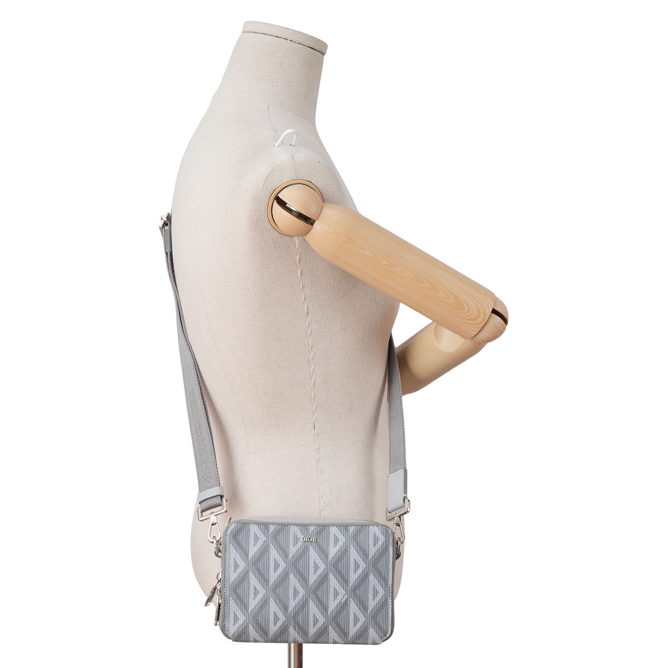 CHRISTIAN DIOR(USED)디올 다이아몬드 스트랩 파우치 로스백